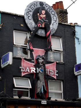 Darkside camden : Alternative fashion in London