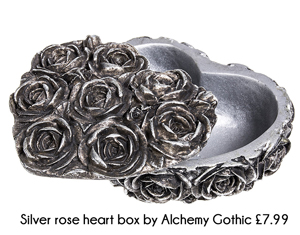 Gothic valentines - Alchemy heart box